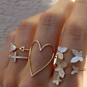 Butterfly & hearts ring set